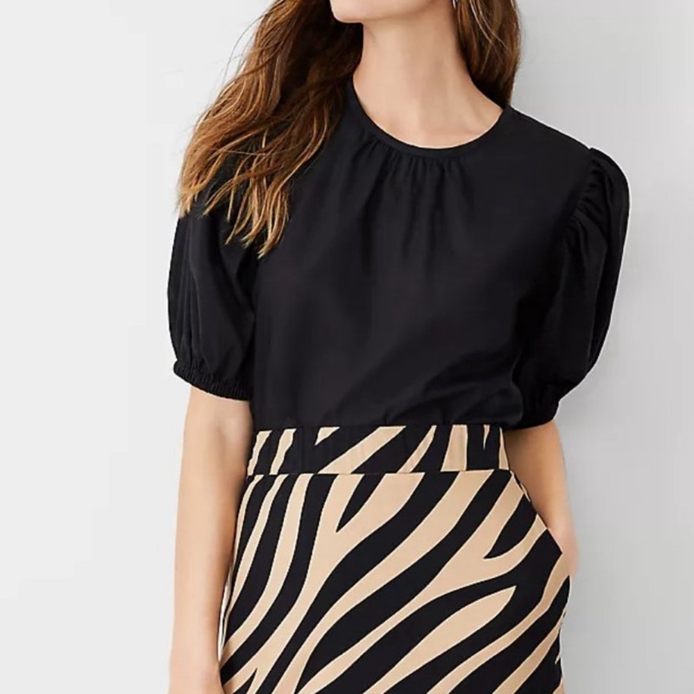 Ann Taylor Black Cotton Blend Short Sleeved Back Tie Poof Sleeve SZ LG
